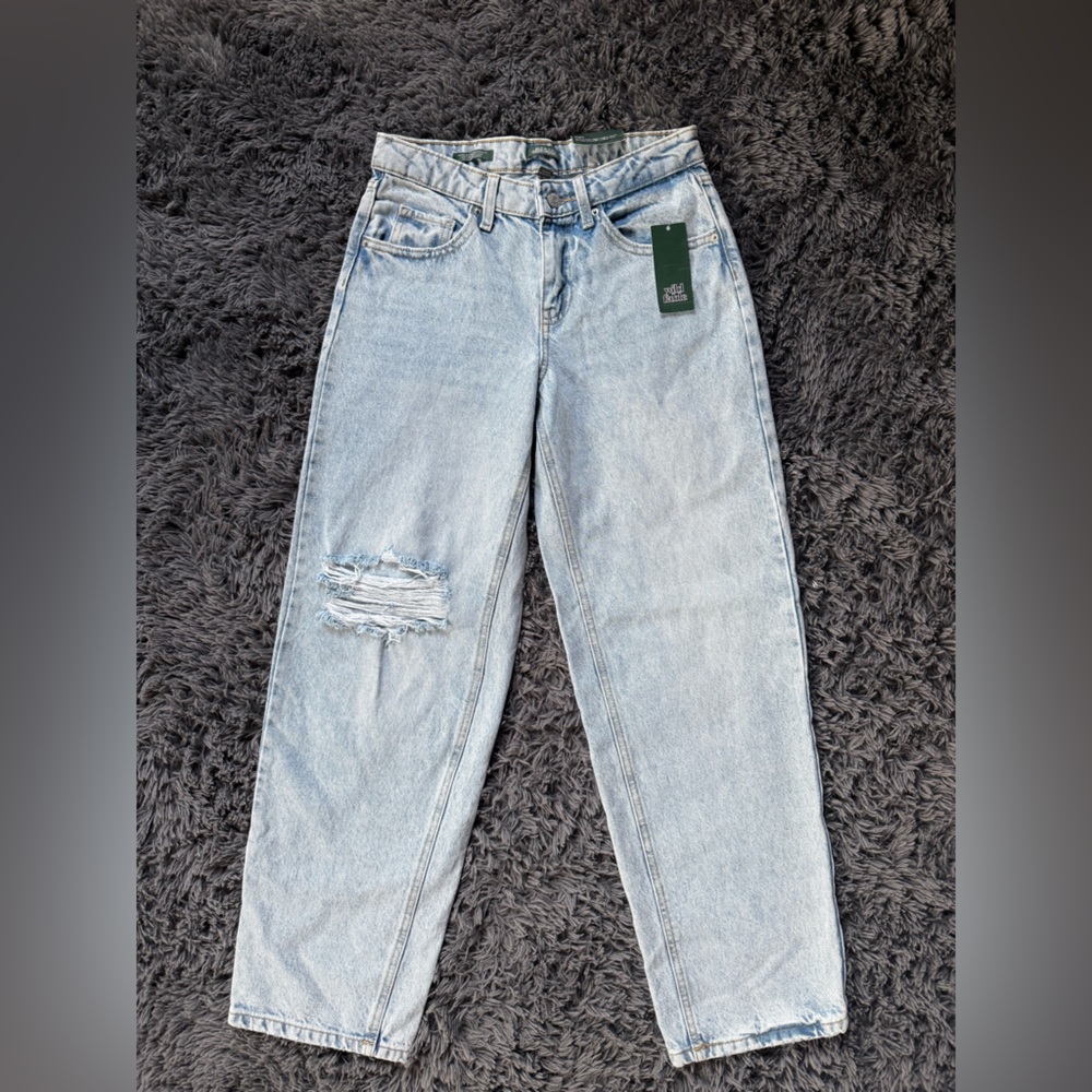 Wild Fable Light Blue Distressed Straight Leg Jeans NWT